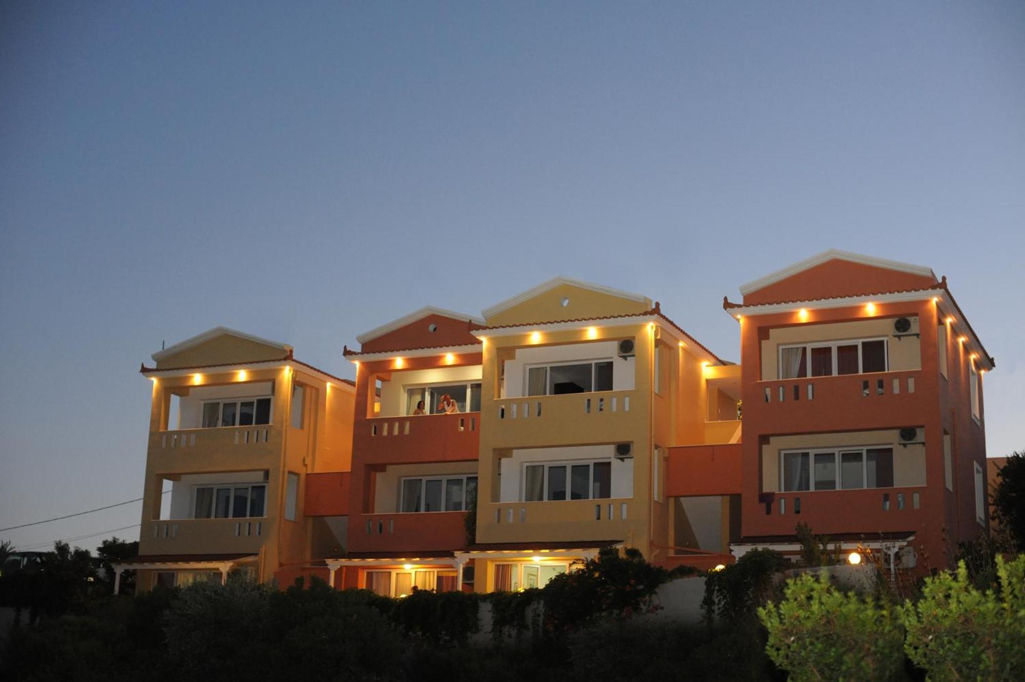 Yolanda Studios Paralia Agias Foteinis Exterior photo